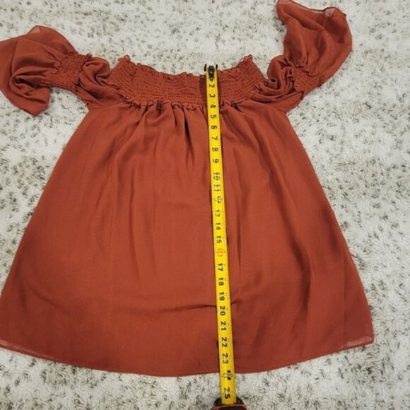 MAX STUDIO SZ S NWT Smocked Off Shoulder Balloon Tiered Sleeve Boho Tunic Top - Picture 7 of 12